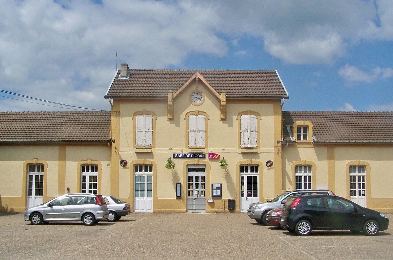 Gare de Digoin (BV, 2010)