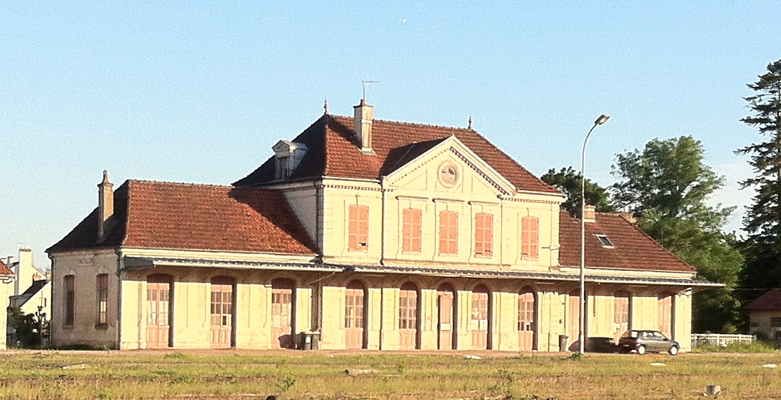 Gare de Châtillon-sur-Seine côté voies
