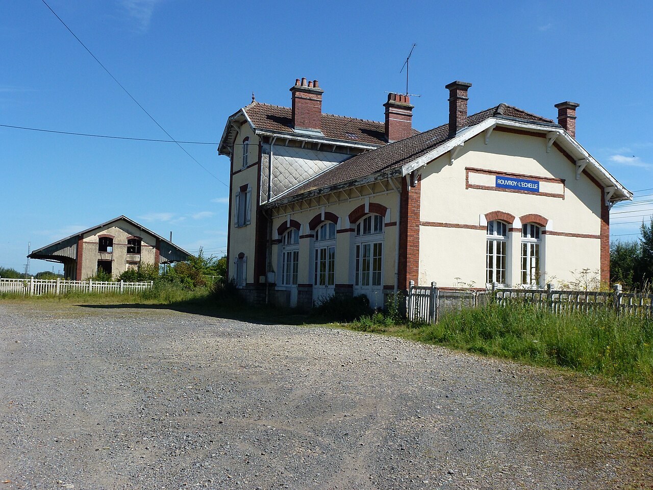 Rouvroy-sur-Audry (Ardennes) gare Rouvroy-L'Échelle