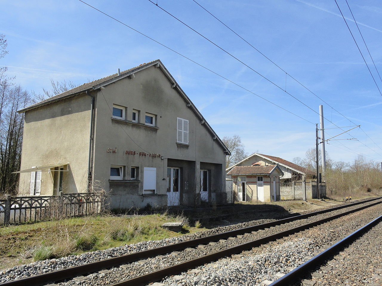 Athis-51-Gare