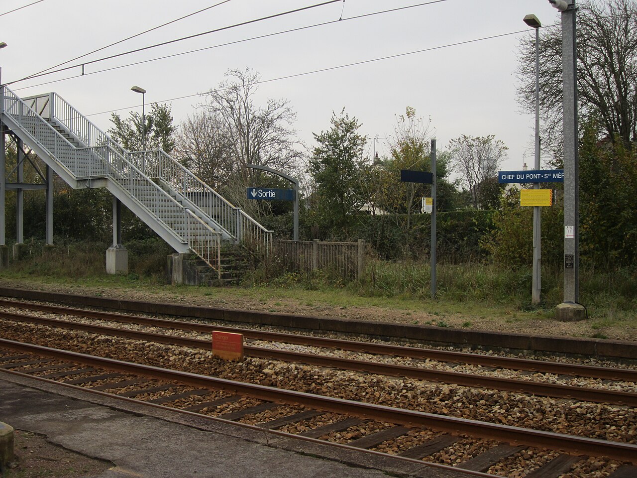 Gare de Chef-du-Pont - Sainte-Mère (2)