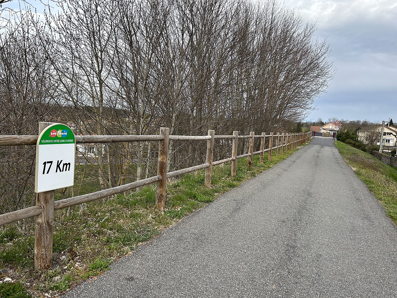 Montfaucon-en-Velay - piste cyclable basée sur l'ancienne voie ferrée