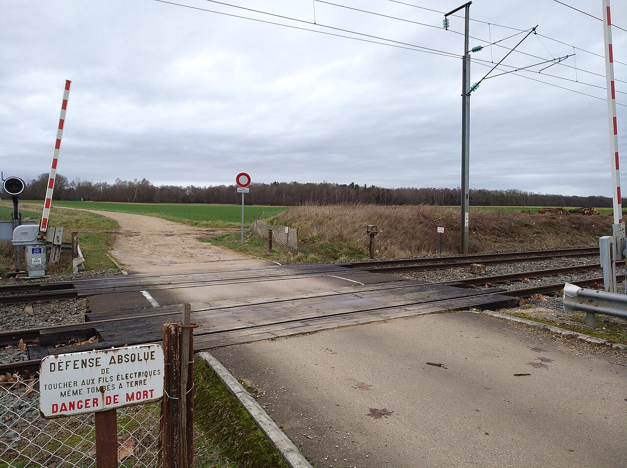 Gare de Chatelay-Chissey - Passage à niveau 6