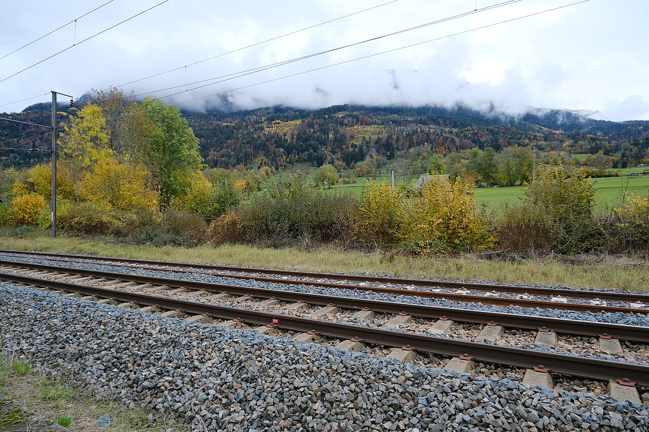 Chemin de fer @ Saint-Laurent (50698696922)