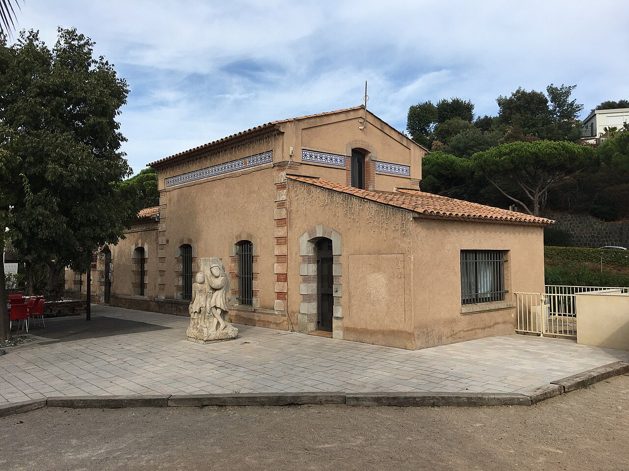 Bibliothèque (La Croix-Valmer)-3822